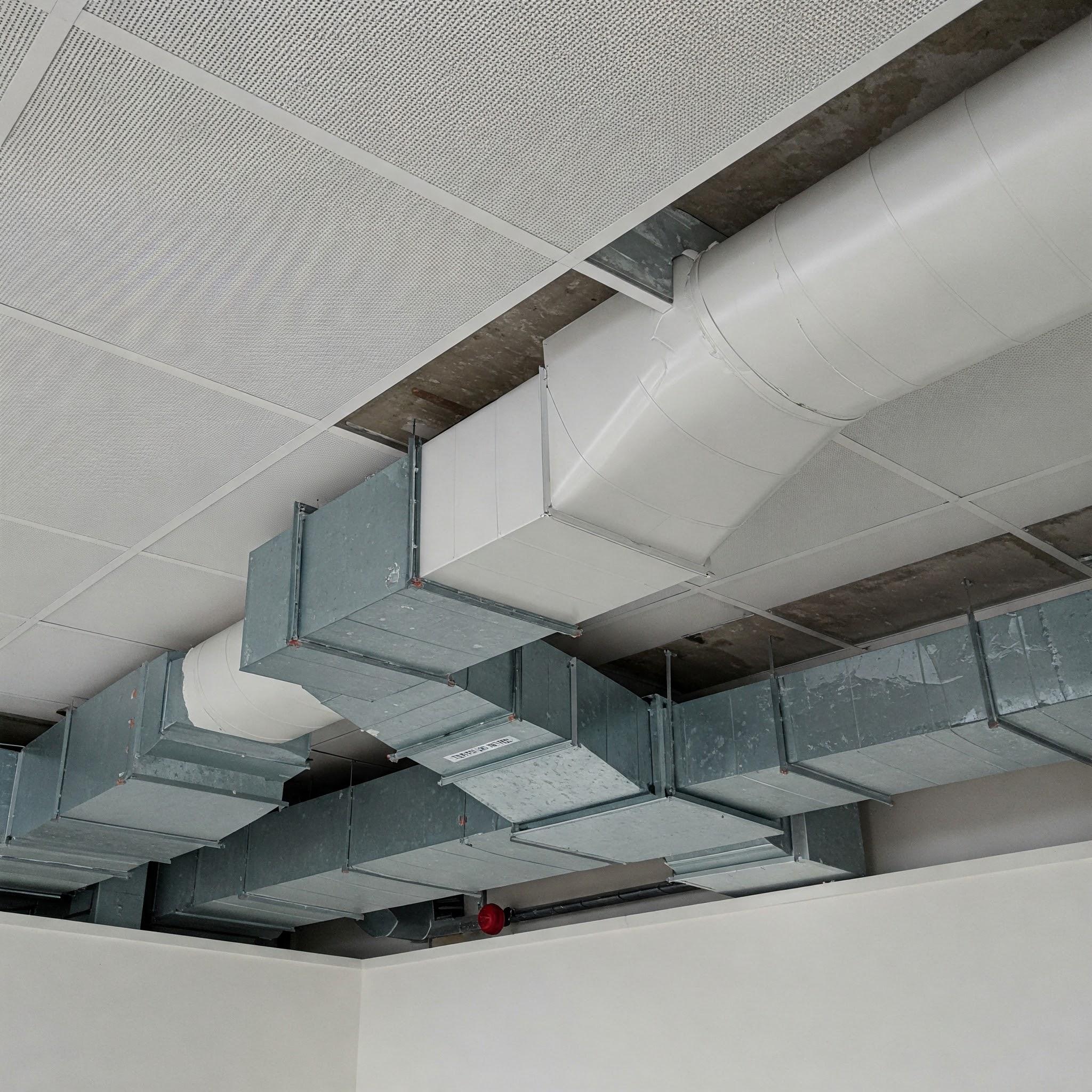 Ducting in Ceiling