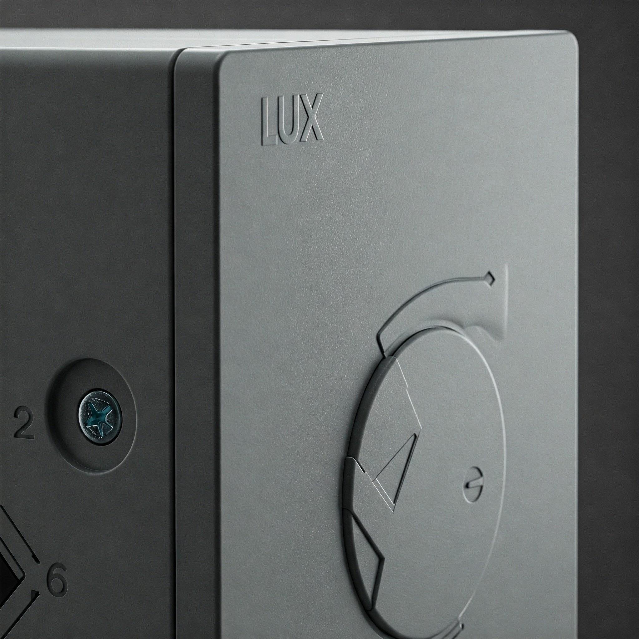 LUX